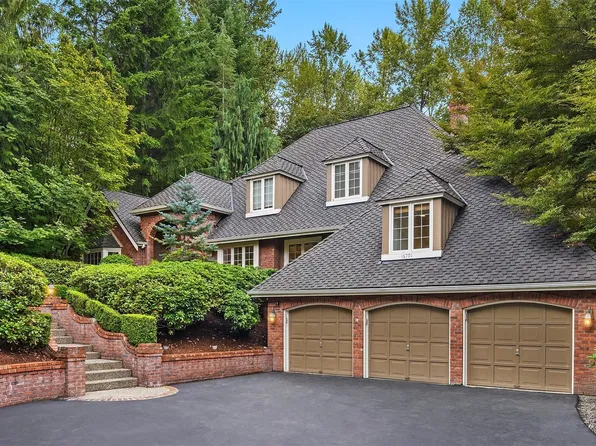 16701 Saybrook Drive NE, Woodinville, WA 98077