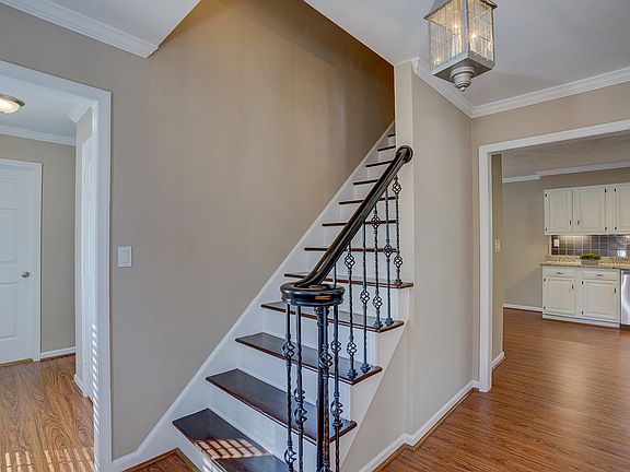 4th image of 5029 Buffalo Cir