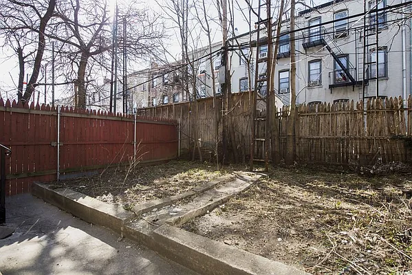 Rented by Bold New York | media 20