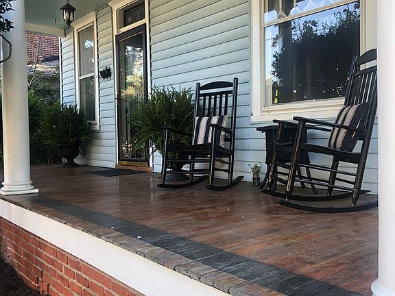 2nd image of 209 Mount Vernon Ave