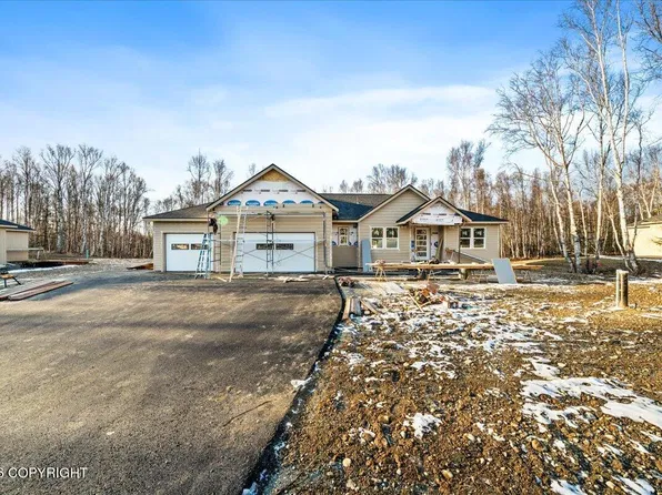 4636 N Sandburg Dr, Wasilla, AK 99654