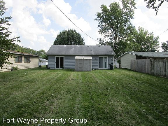 2nd image of 2606 Darlene Ct