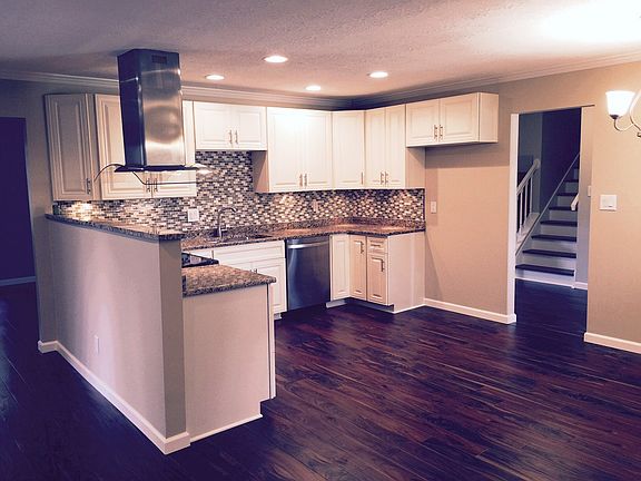 3rd image of 2120 Mill Trace Ln
