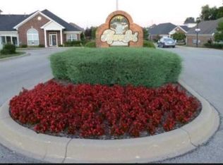 6412 Rivers End Dr, Louisville, KY 40258