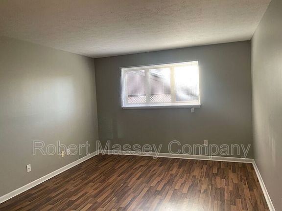 2nd image of 1829 Edenside Ave APT 7