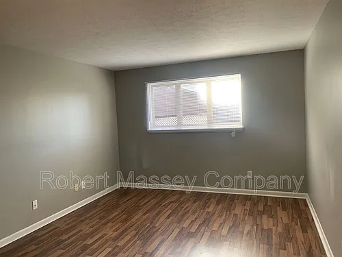 1829 Edenside Ave #7 Photo 1