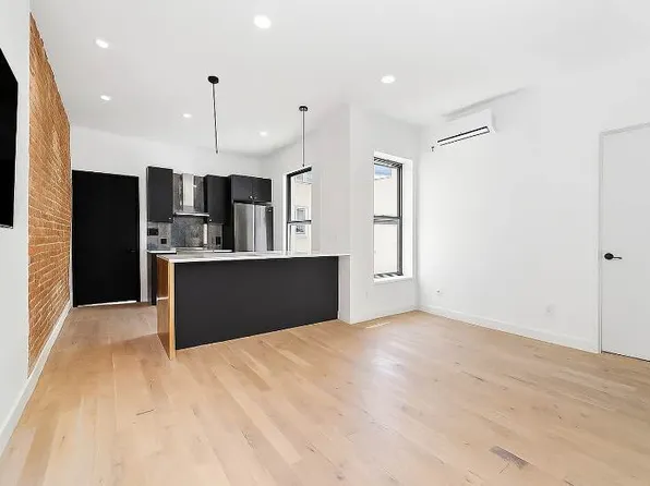 25-11 34th Street image 1 of 9