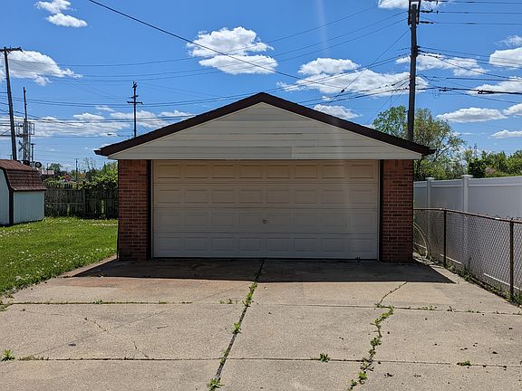 2nd image of 4290 Norwood Dr