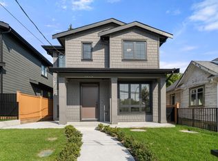 1350 Ross Rd, North Vancouver, BC V7J1V2