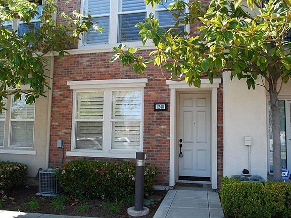 2nd image of 1248 San Elijo Rd