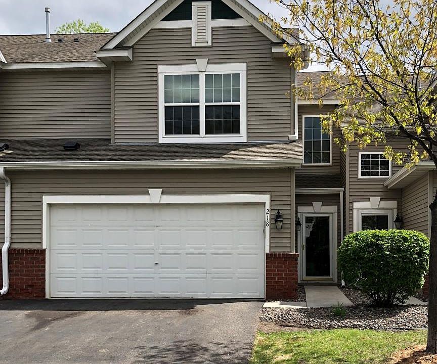 1st image of 218 Heritage Ln