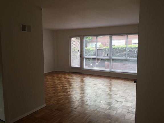 2nd image of 332 Garces Dr