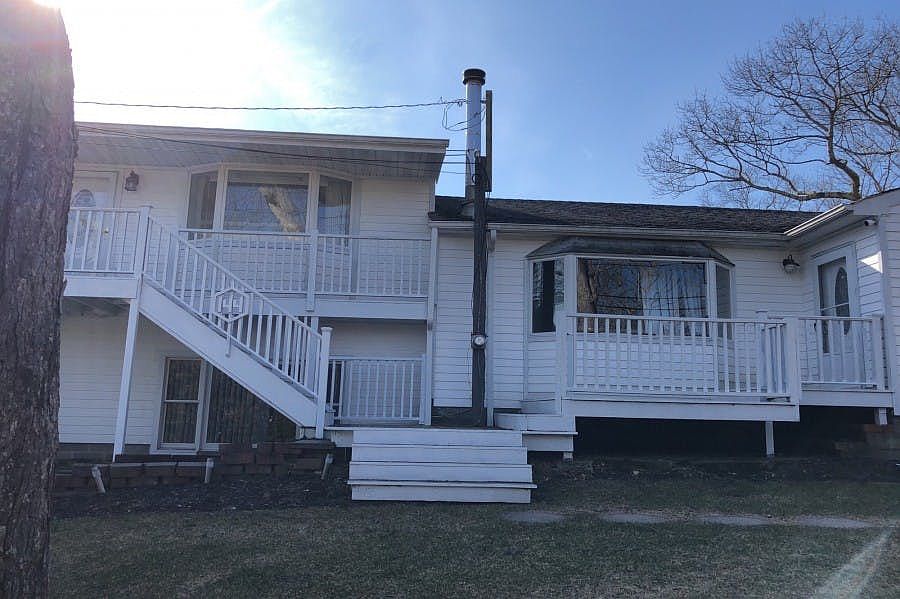 1st image of 144 Fort Pond Blvd