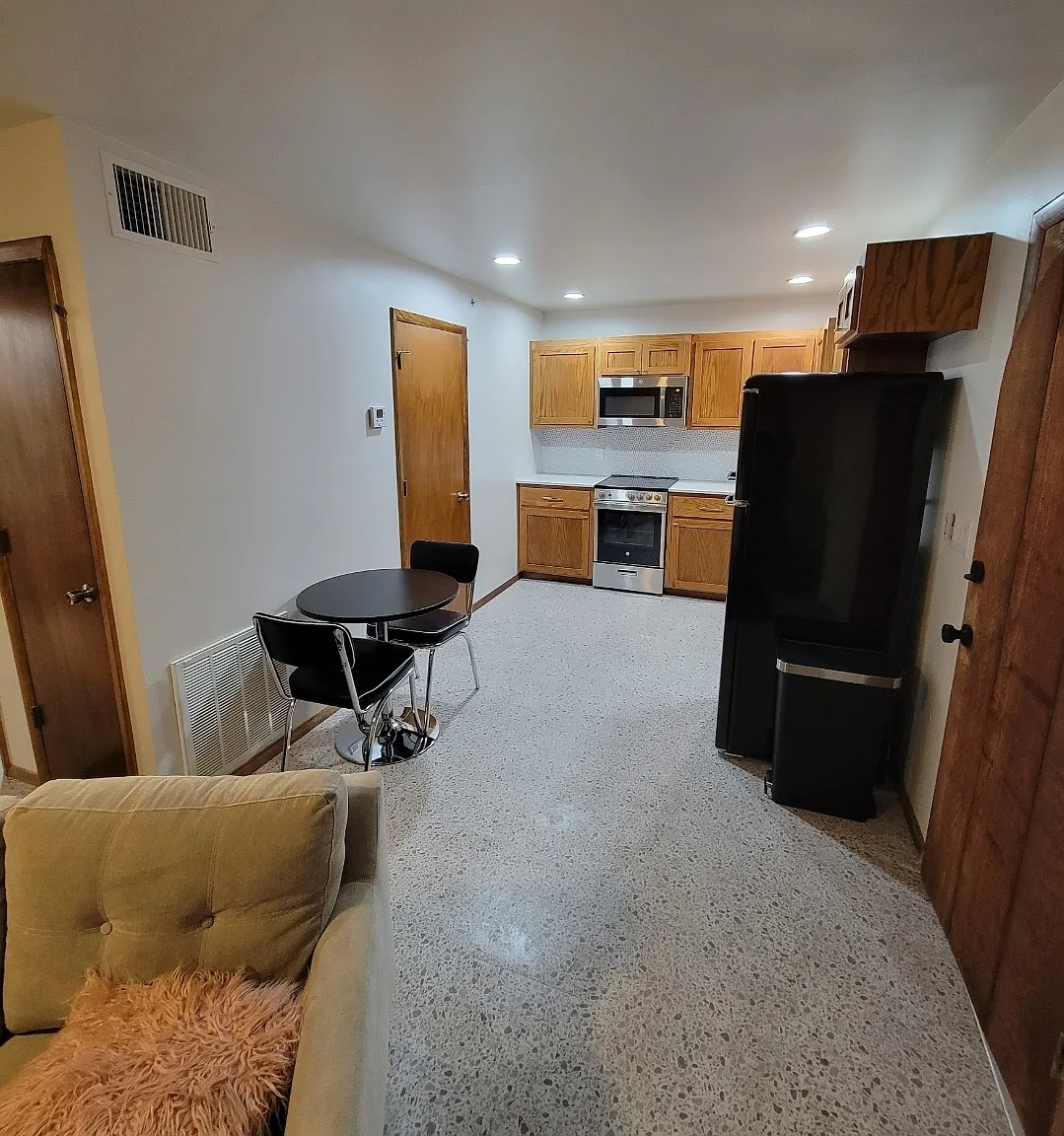 1 bed, $775 — Photo 3