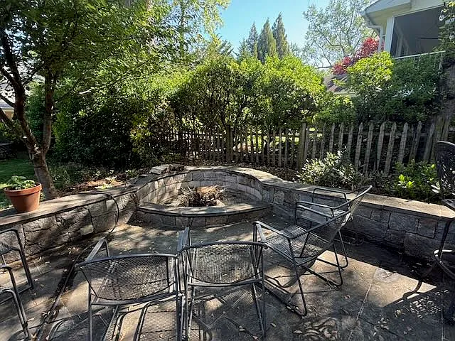 4 bed, 2350 sqft, $5,000 — Photo 3