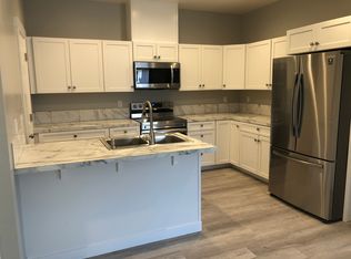 1743 SW 17th St #B, Redmond, OR 97756