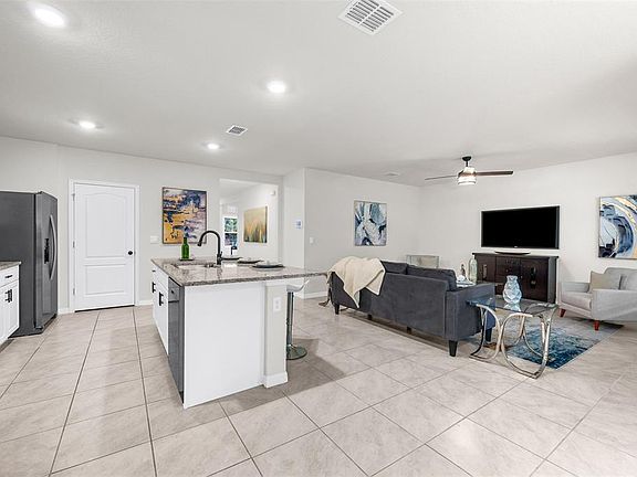 3rd image of 505 Lady Irelyn Ct