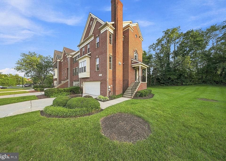 1st image of 11721 Brookeville Landing Ct