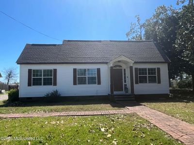 251 W Race St, Rolling Fork, MS, 39159