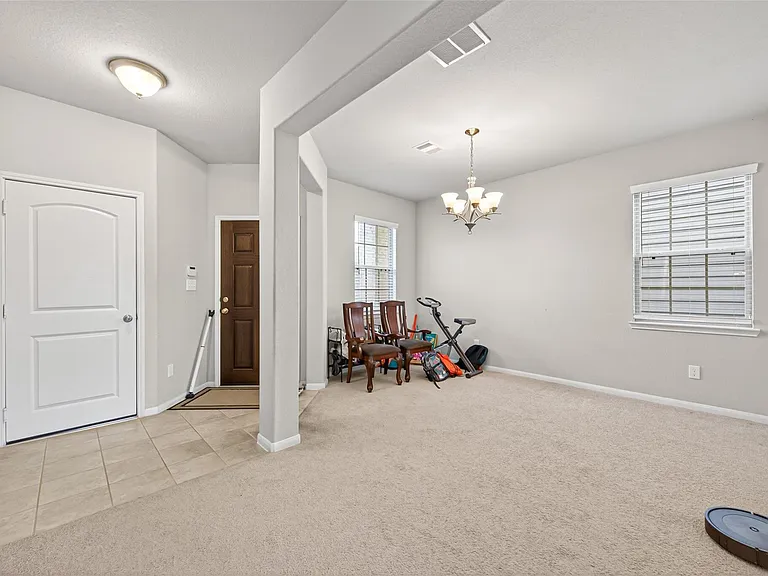14206 Singing Oaks Trl — Photo 3