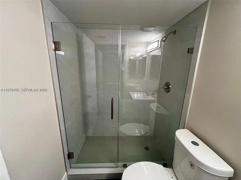 350 Palm Cir W #203 — Photo 12