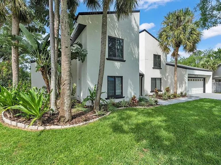4520 Pine Hollow Dr — Photo 44