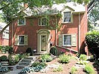1st image of 2812 Victoria Ave