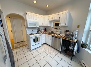 1915 Beacon St APT 7, Brookline, MA 02445