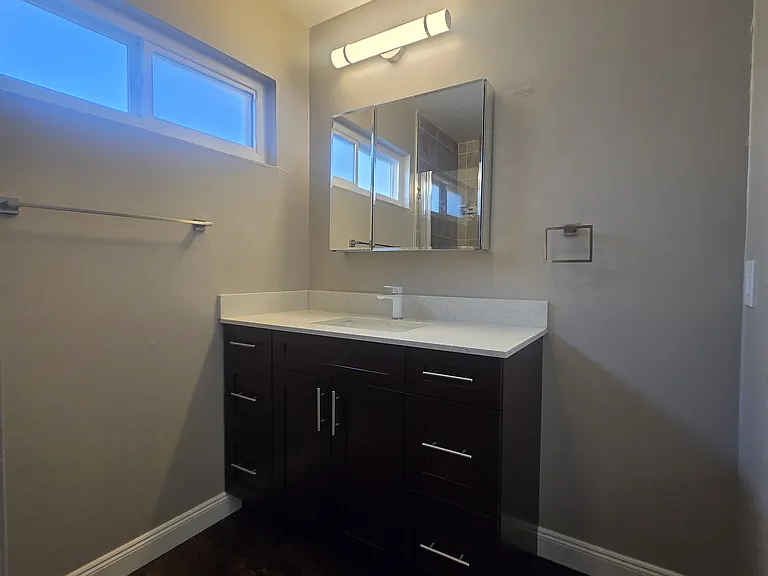 520 Van Buren Avenue — Photo 100