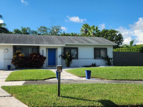 9942 SW 154th St