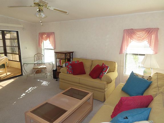 2nd image of 246 Kiwi Drive