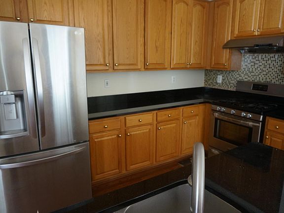 4th image of 13738 Harvest Glen Way