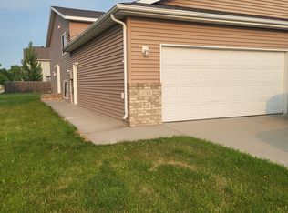 1183 39th Ave S, Moorhead, MN 56560