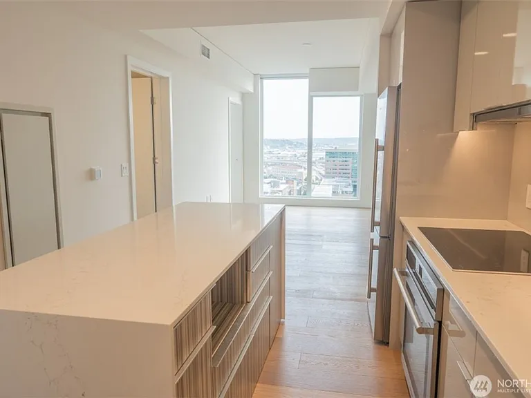 450 S Main St #1605 — Photo 8