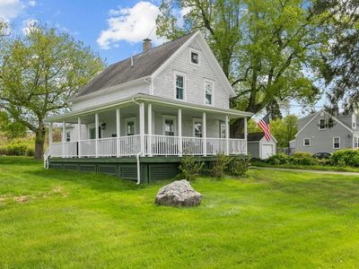 441 Turnpike Ave, Portsmouth, RI, 02871
