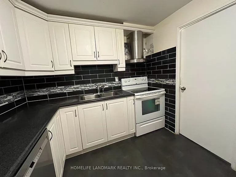 3303 Don Mills Rd #3405 — Photo 2
