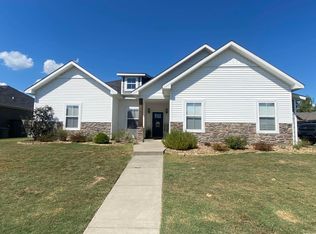 514 Pleasant Ridge Dr, Benton, AR 72015