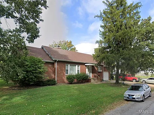 1911 Foster Dr Photo 1