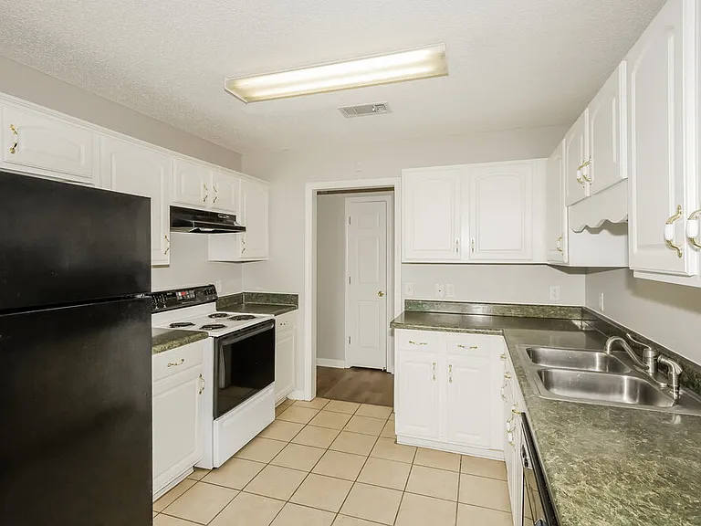 10352 Walden Pine Ct — Photo 8