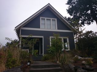 2740 45th Ave SW, Seattle, WA 98116