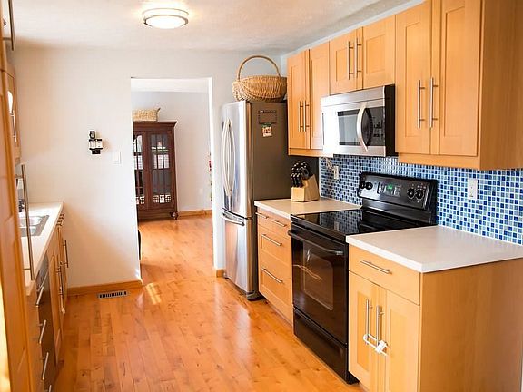 2nd image of 110 Crescent Dr