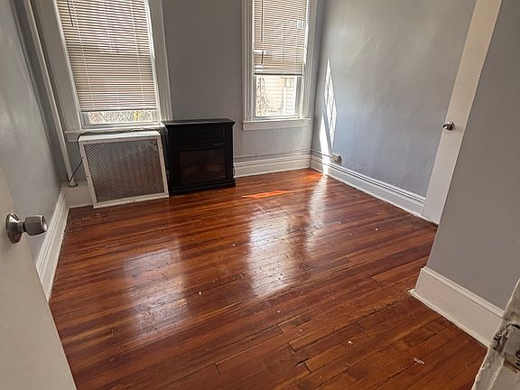 4th image of 81-83 Harrison Ave #Cpm1l