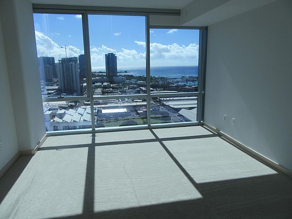 4th image of 555 South St Floor 26