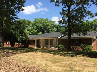 5944 Crestview Dr, Hixson, TN 37343