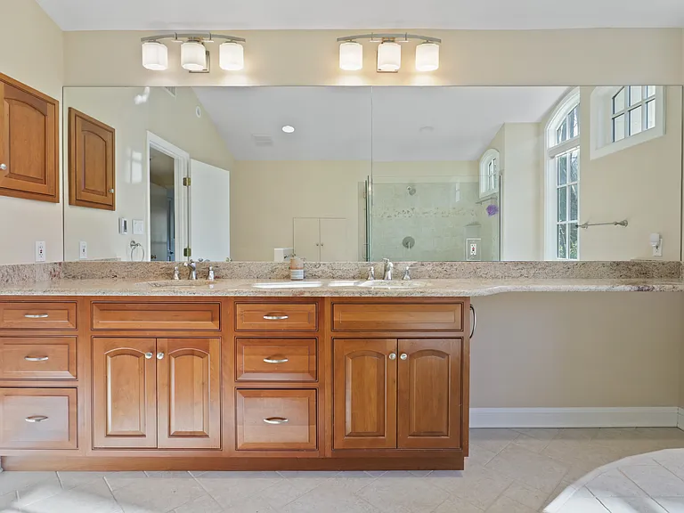 6543 Cedarwood Ct — Photo 16