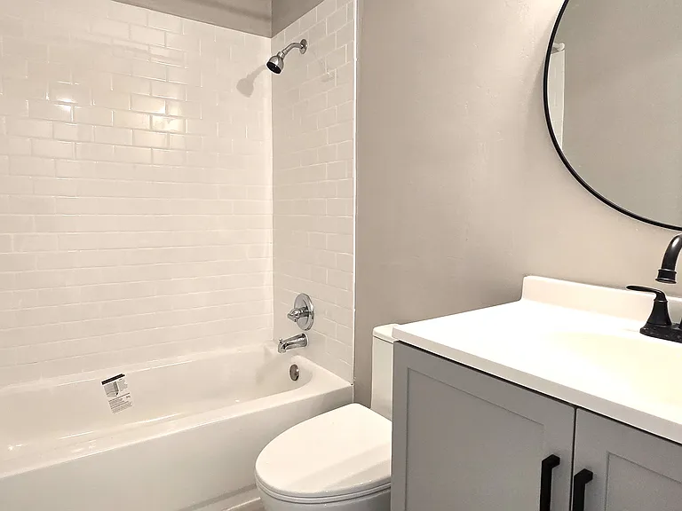 717 SW 75th St #108 — Photo 10