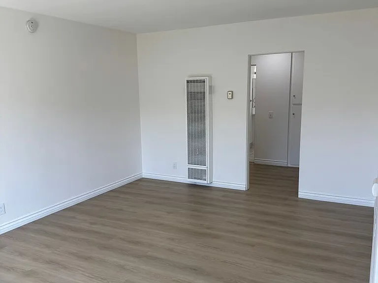 2250-2260 Kenrich Ct. — Photo 12