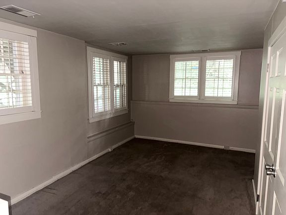 5th image of 900 S Grant Ave #2