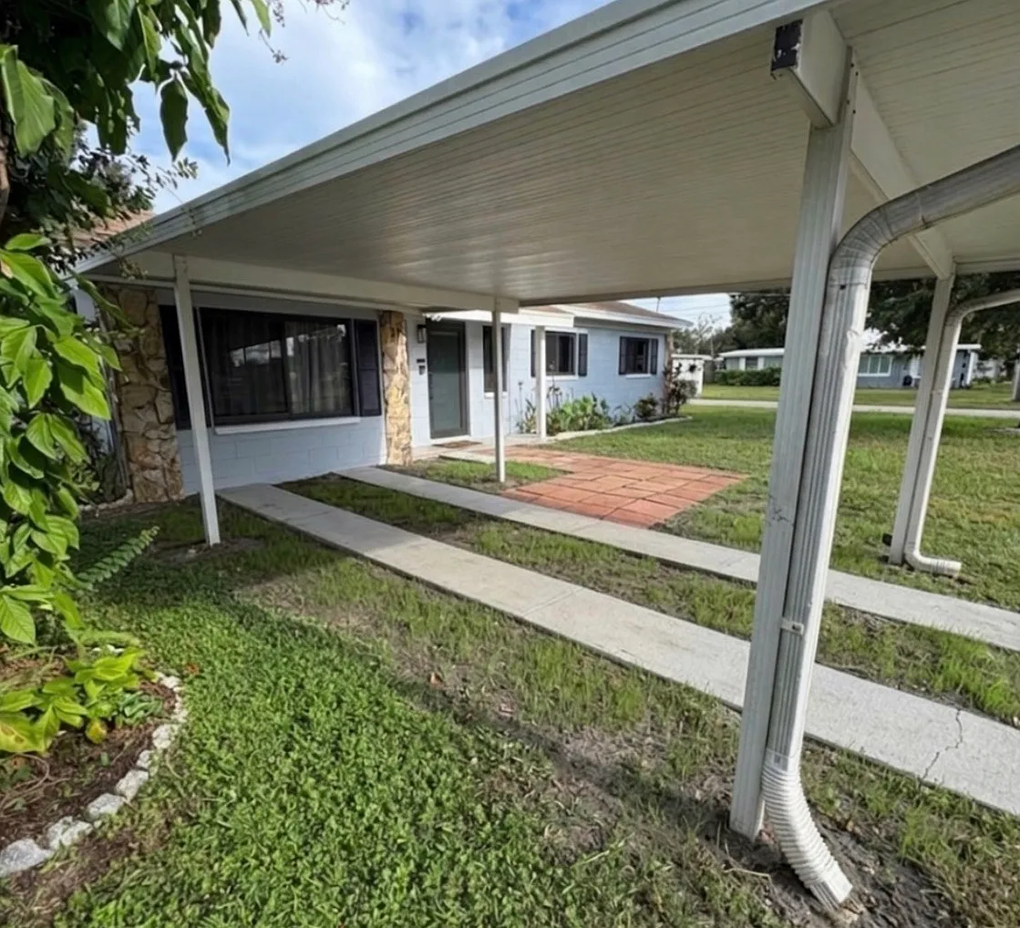 3 bed, 1095 sqft, $1,850 — Photo 3