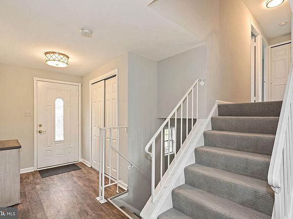 4th image of 7807 Freehollow Dr